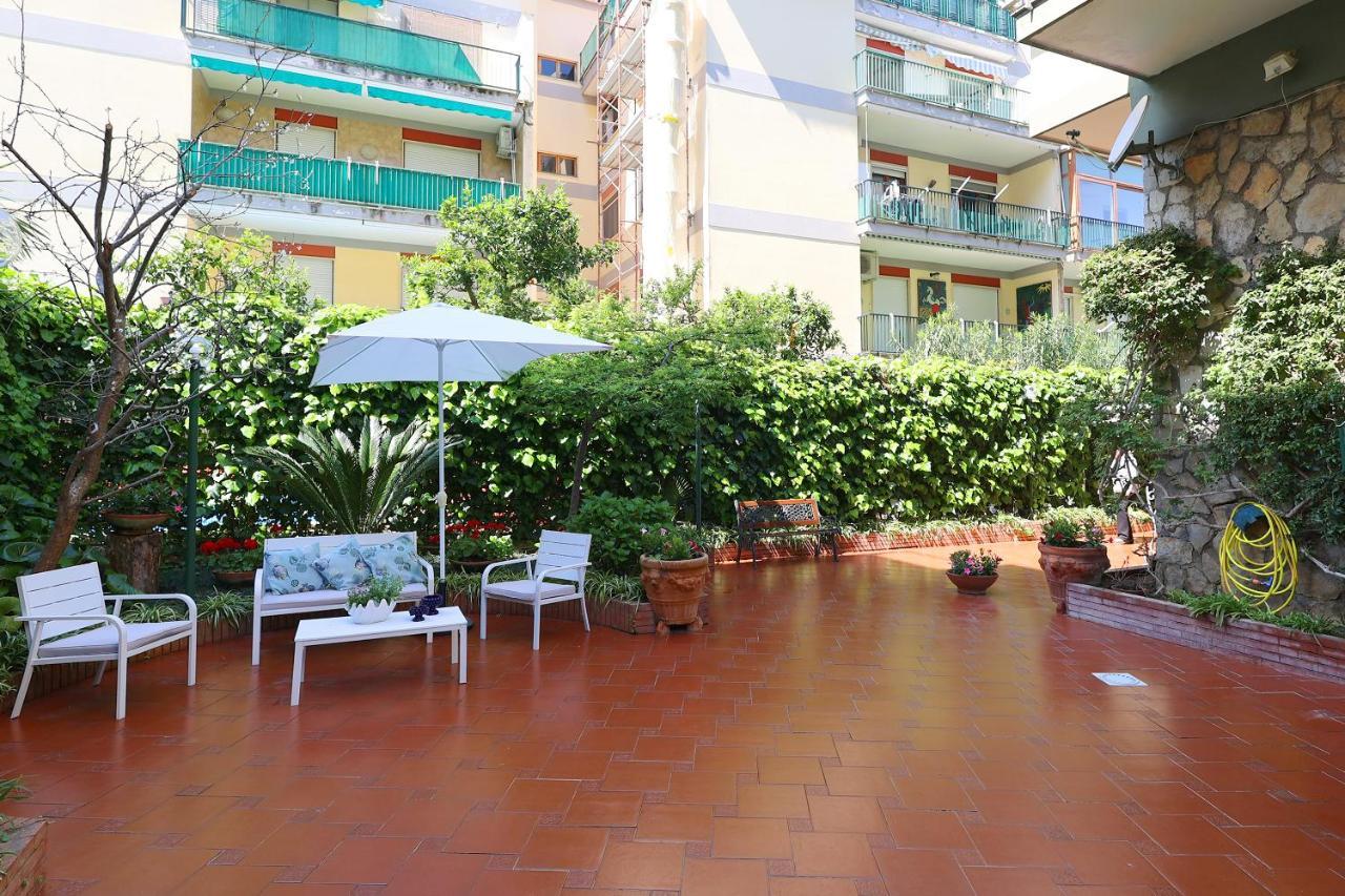 דירות סורנטו Garden House Giulia מראה חיצוני תמונה